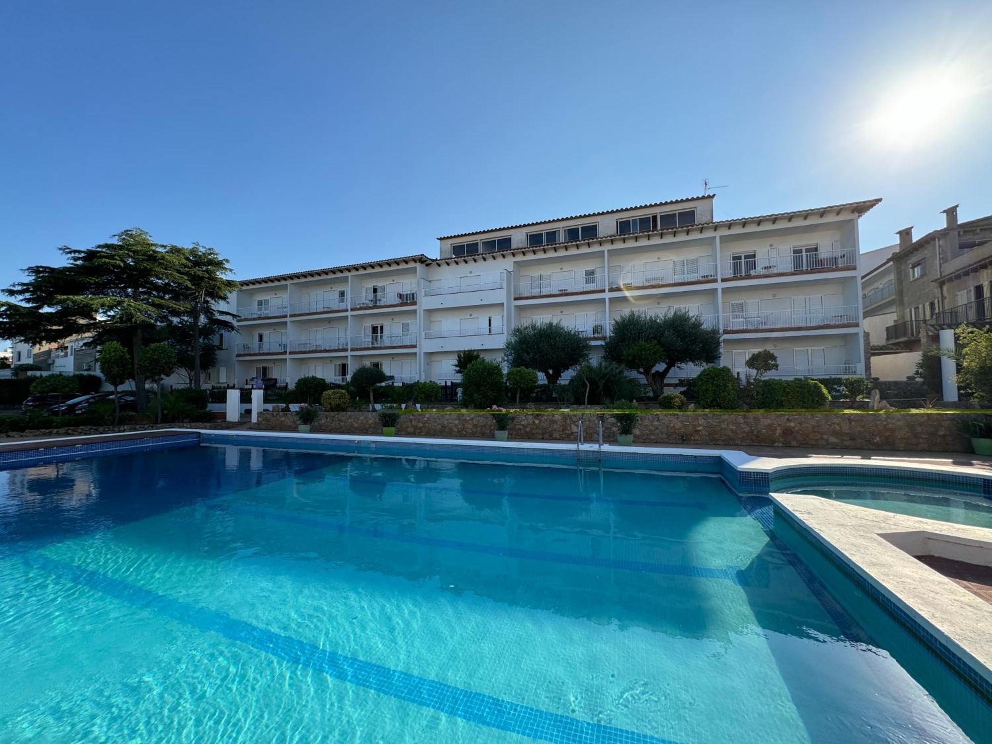 Rvapartaments Escala Brava Ля Эскала Экстерьер фото